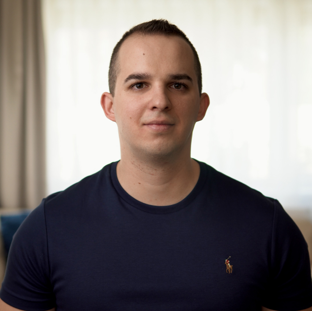 Denes Halasz — Speaker Portrait